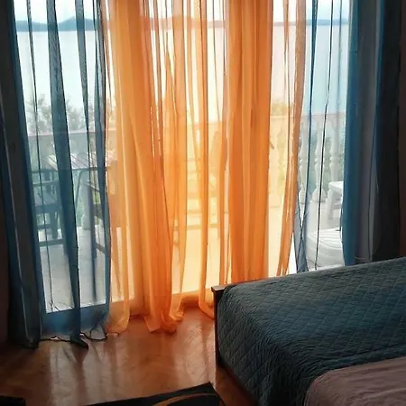 Lara * Zadar
