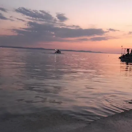 Lara * Zadar